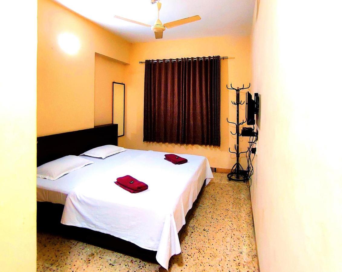 Hotel Mandarin Mapusa Exterior photo